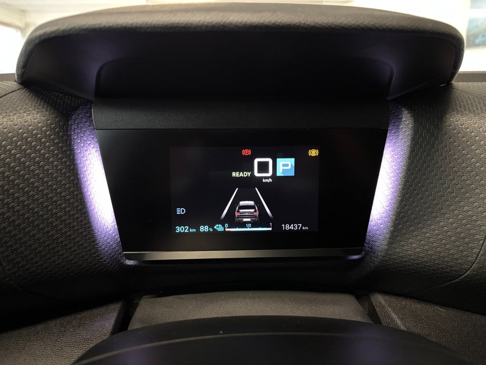 Citroën ë-C4 X 50 Shine 4d