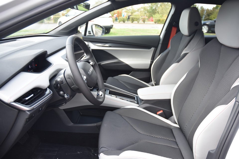 Skoda Elroq 85 iV Lodge 5d