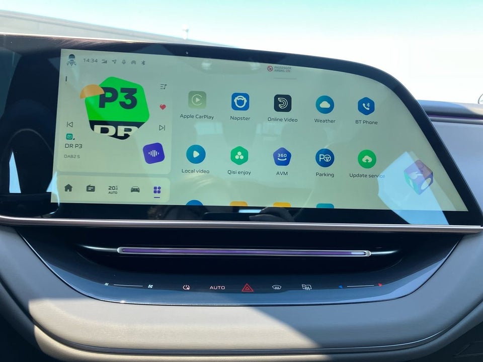 Hongqi EH7 111 Exclusive 4d