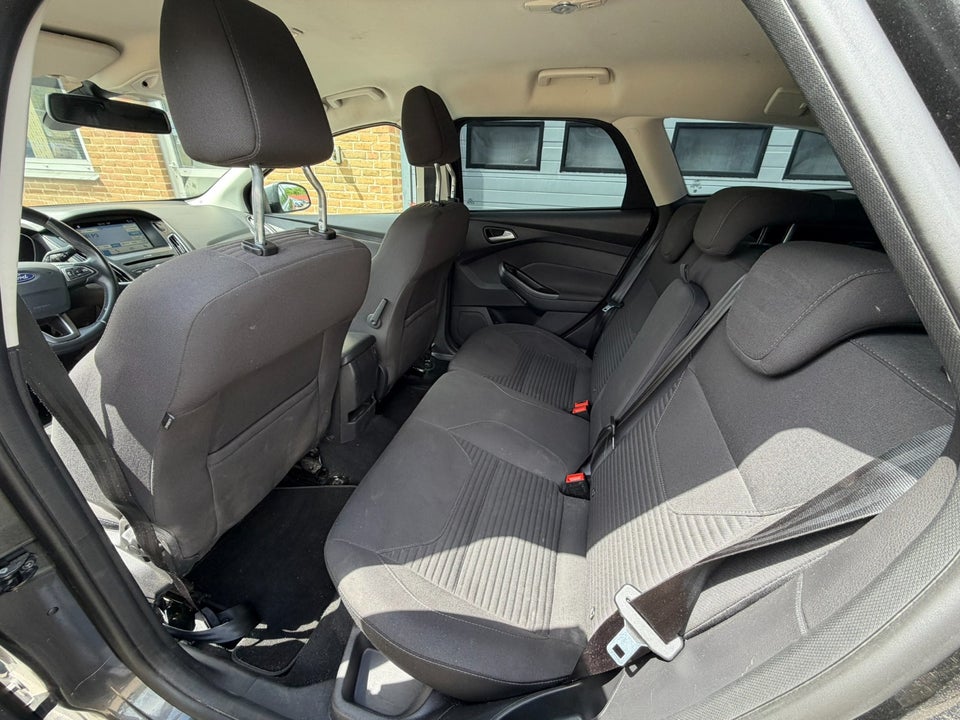 Ford Focus 1,0 SCTi 125 Titanium stc. 5d