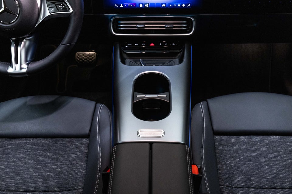 Mercedes CLA250+ EQ Progressive 4d