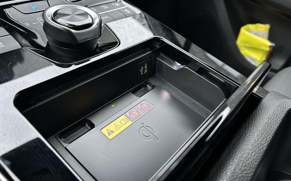 Toyota bZ4X Executive 5d