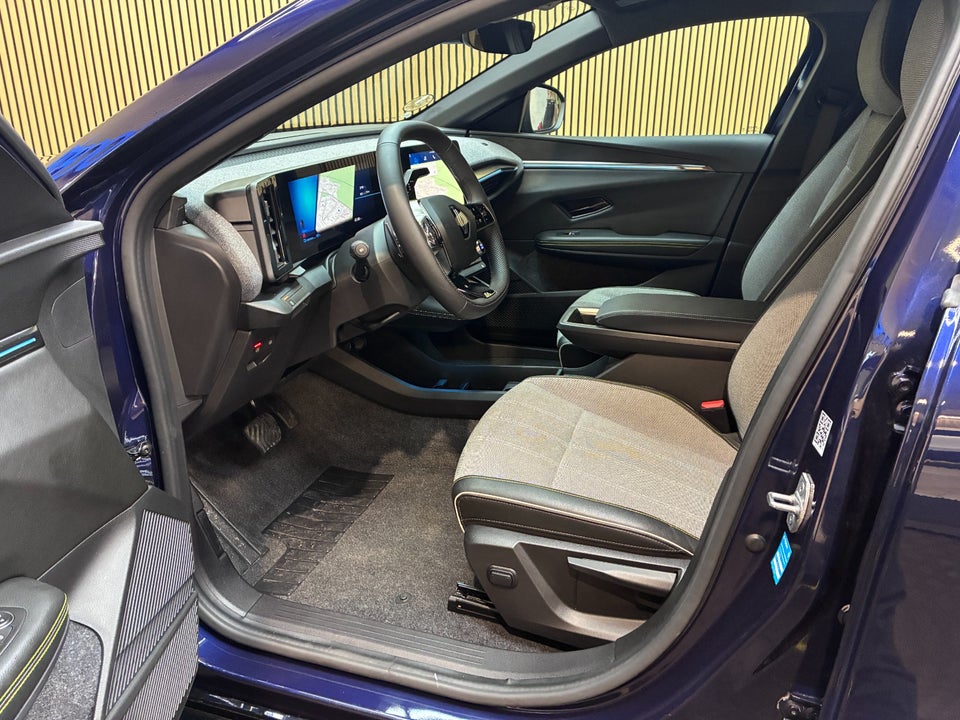 Renault Megane E-Tech 60 Techno 5d