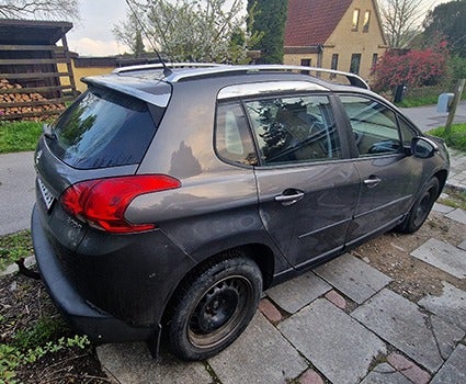 Peugeot 2008 1,2 VTi 82 Access 5d