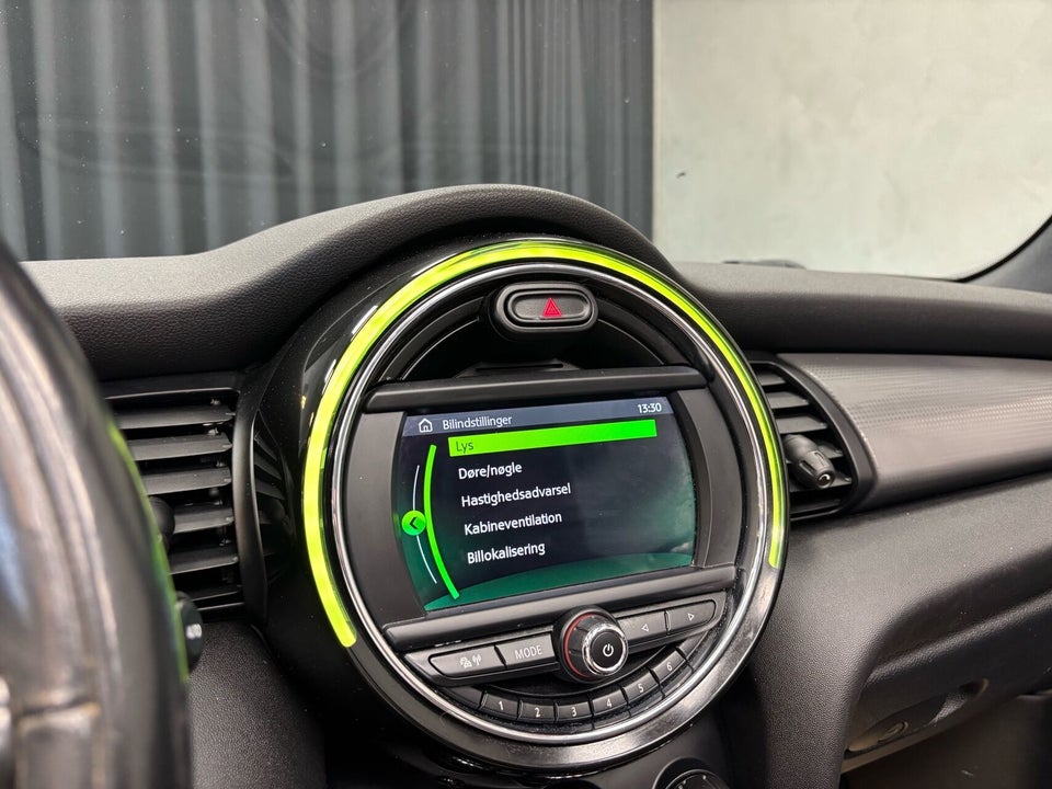 MINI Cooper 1,5 Essential Cabriolet aut. 2d