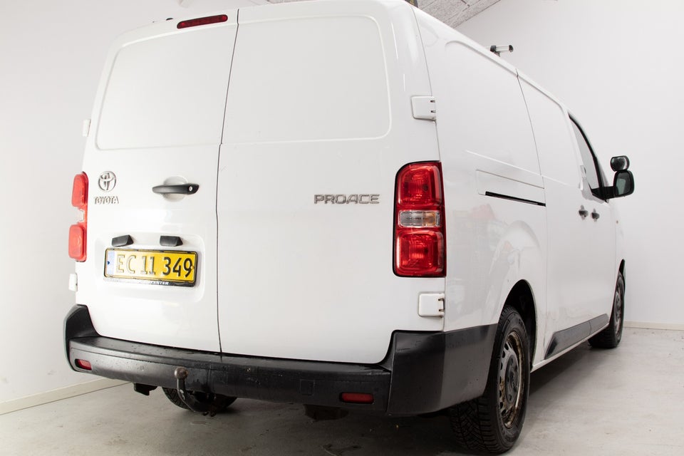 Toyota ProAce 2,0 D 120 Long Comfort 5d