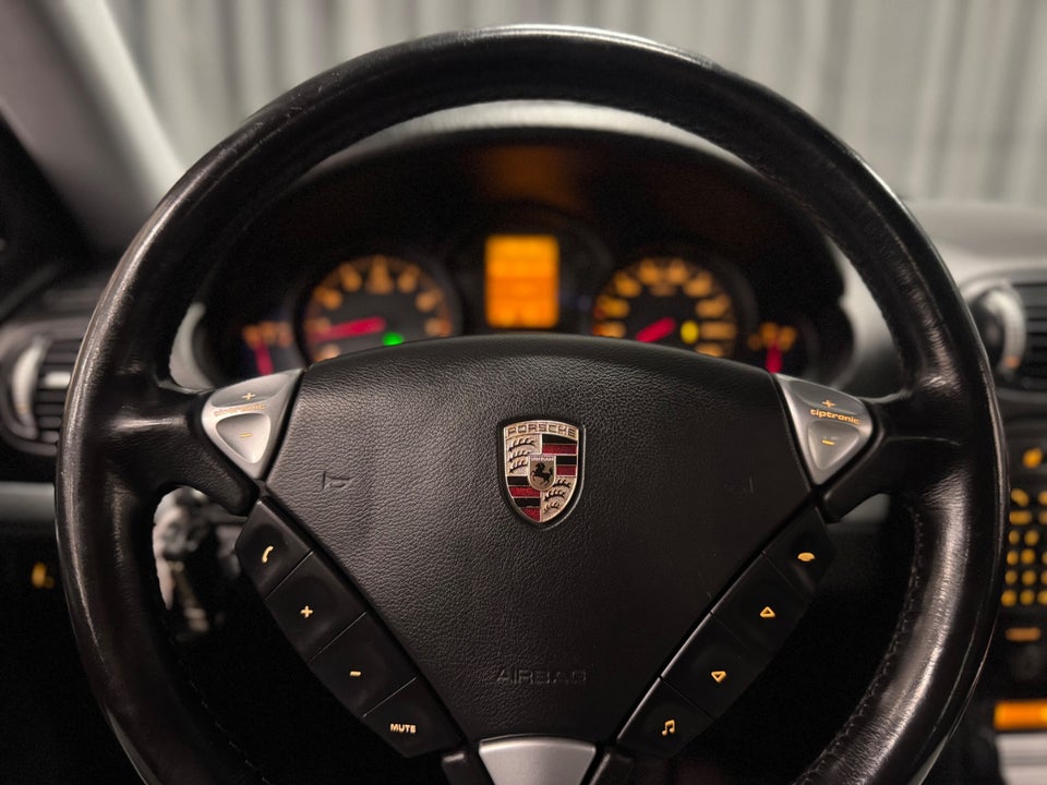 Porsche Cayenne 3,2 Tiptr. 5d