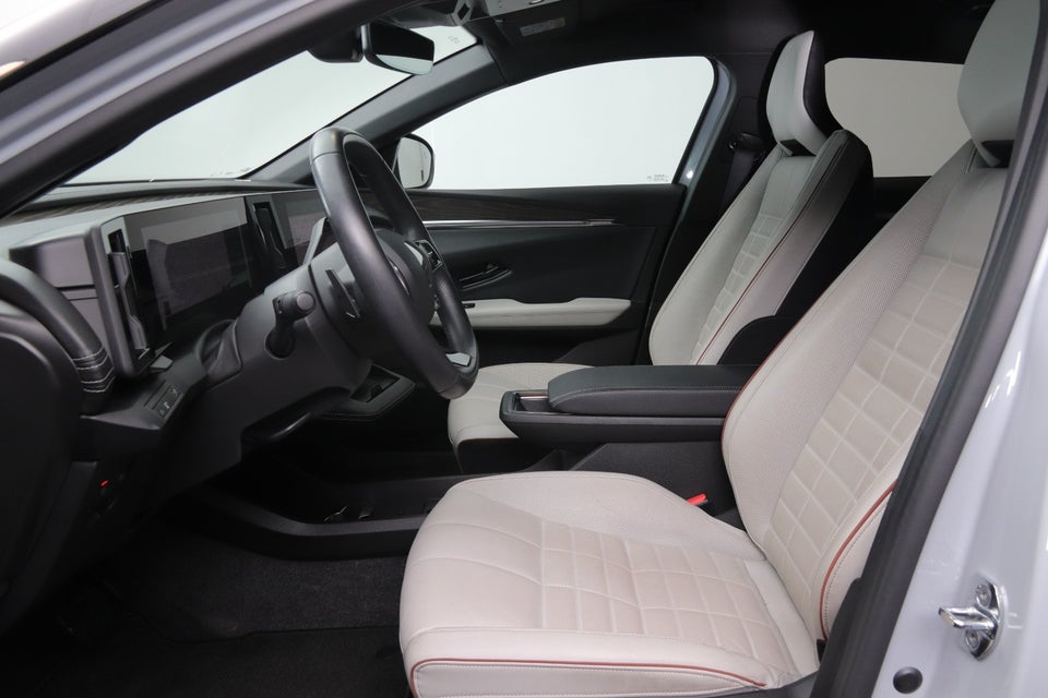 Renault Megane E-Tech 60 Iconic 5d