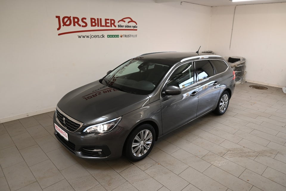 Peugeot 308 1,6 BlueHDi 120 Selection Sky SW 5d