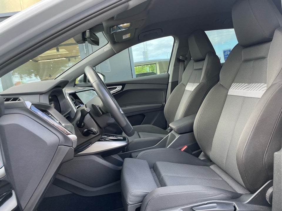 Audi Q4 e-tron 40 Attitude 5d