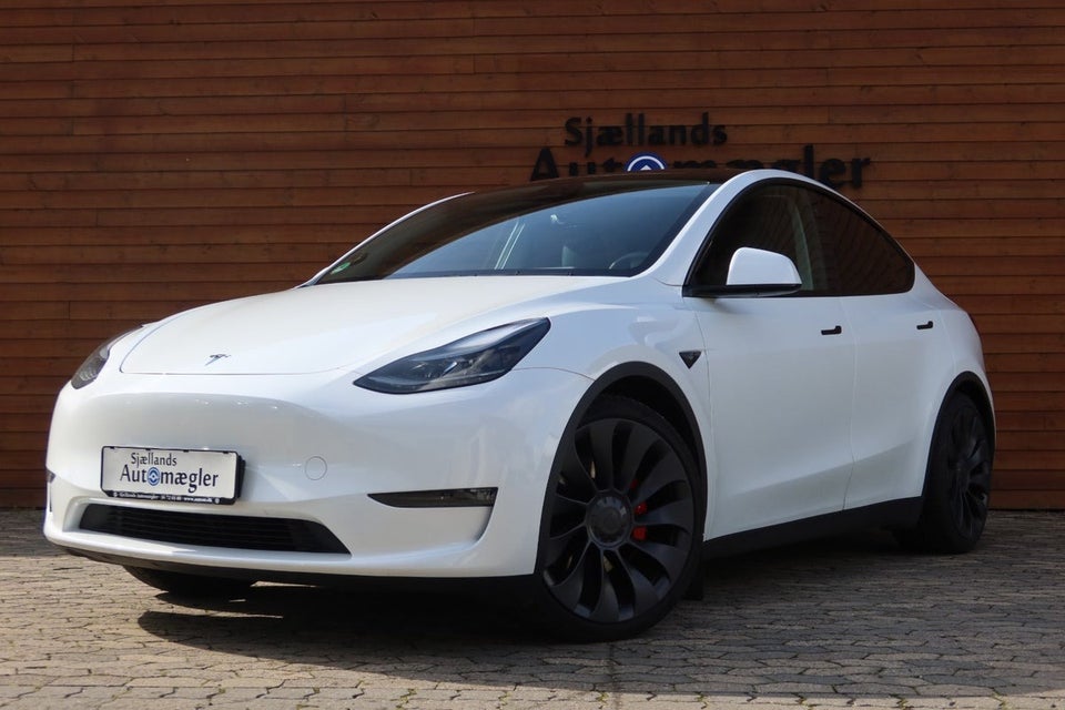 Tesla Model Y Performance AWD 5d