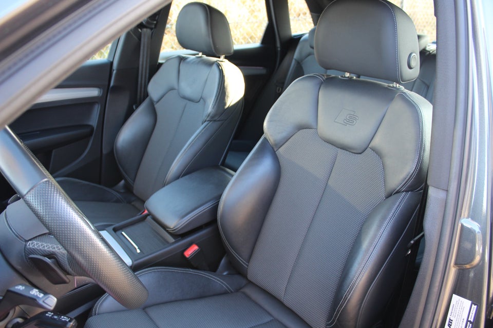 Audi Q5 50 TFSi e S-line quattro S-tr. 5d