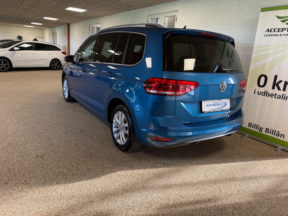 VW Touran 1,6 TDi 115 Highline DSG 7prs 5d