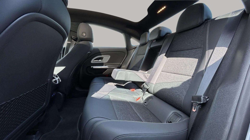 Mercedes CLA250+ electric Progressive Advance Plus 4d