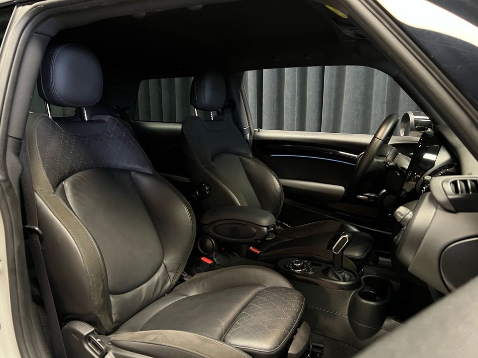 MINI Cooper SE Edition Premium Plus 3d