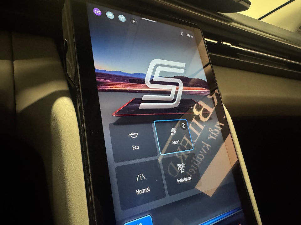 Ford Explorer 82 Select Extended Range 5d