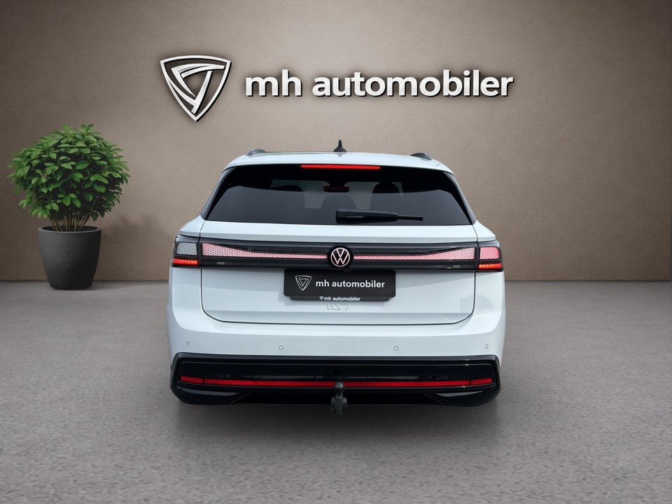 VW ID.7 77 Style Tourer 5d
