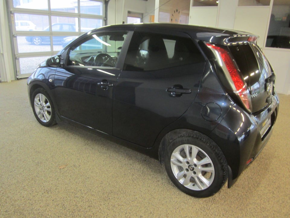 Toyota Aygo 1,0 VVT-i x-cellence x-shift 5d