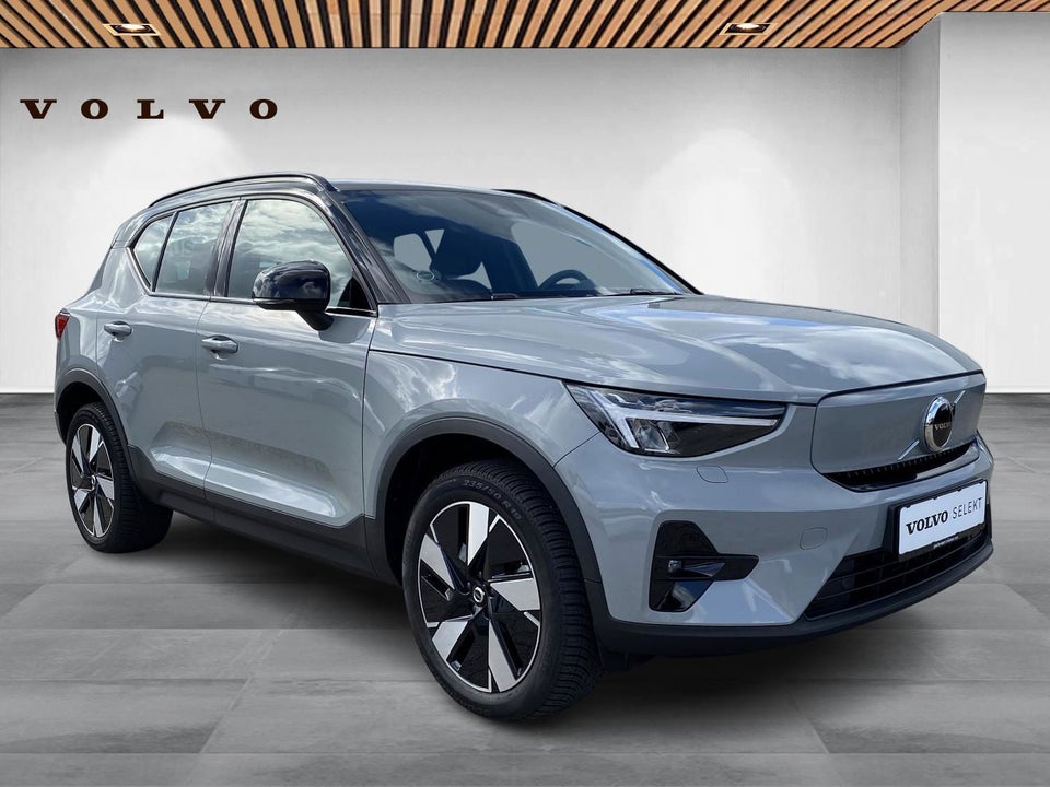 Volvo XC40 ReCharge Extended Range Plus 5d