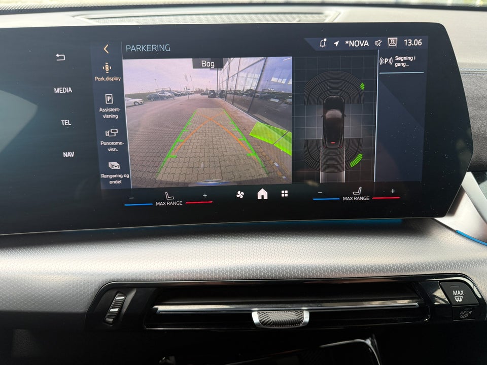 BMW iX2 eDrive20 M-Sport Premium 5d