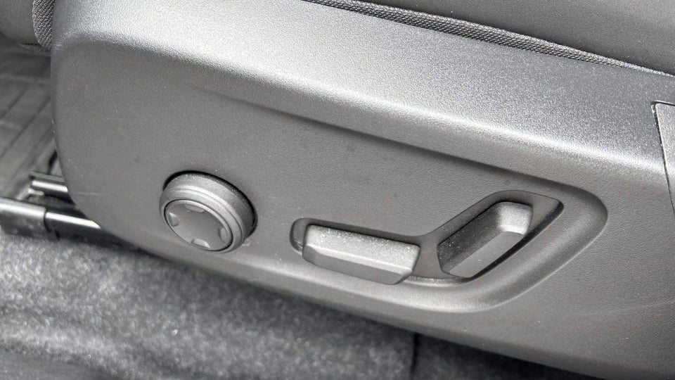 Volvo XC40 P6 ReCharge Plus 5d