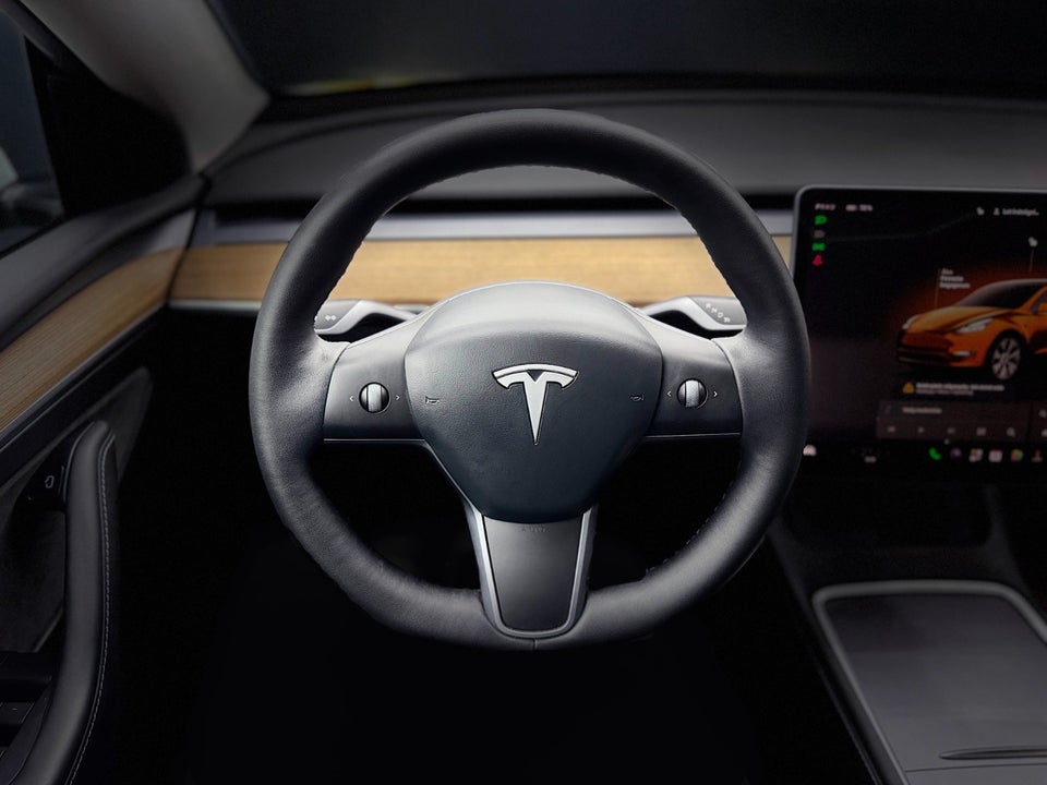 Tesla Model Y Long Range AWD 5d
