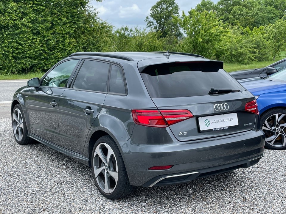 Audi A3 1,4 e-tron S-line Sportback S-tr. 5d