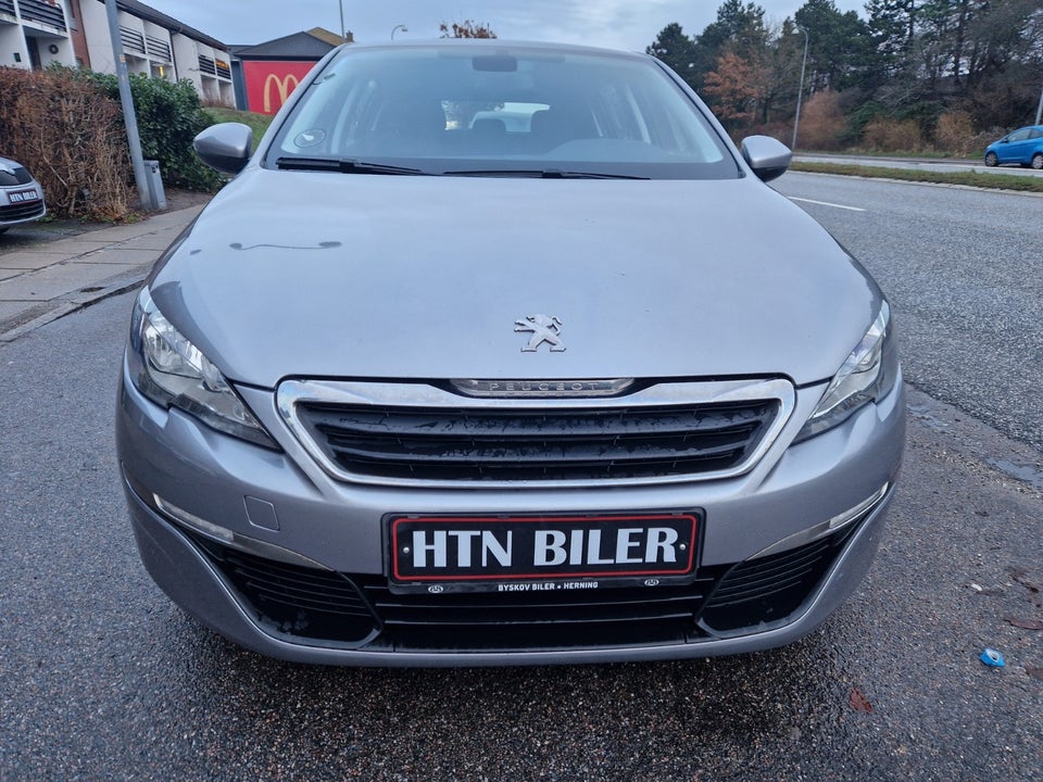 Peugeot 308 1,6 HDi 92 Active 5d