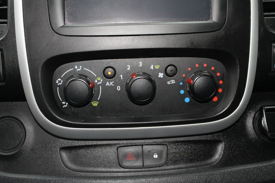 Renault Trafic T29 1,6 dCi 125 L2H1