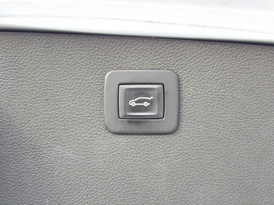 Opel Astra 1,6 T 200 Innovation Sports Tourer 5d