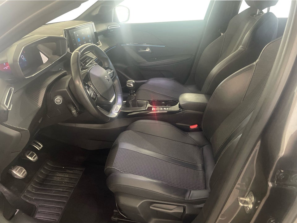 Peugeot 208 1,5 BlueHDi 100 GT Line 5d