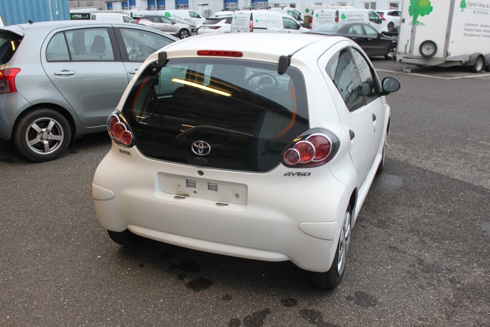 Toyota Aygo 1,0 Plus 5d