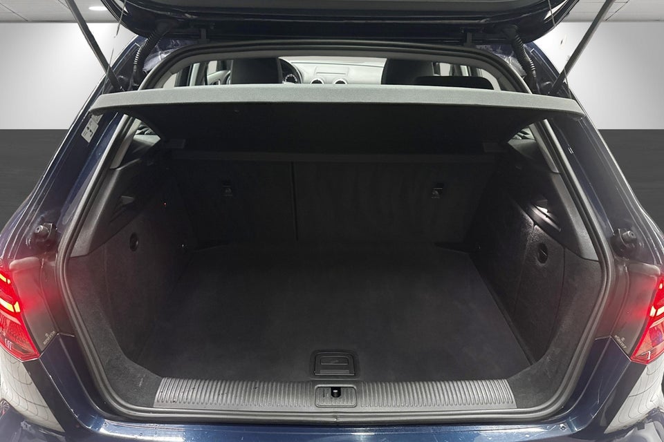 Audi A3 35 TFSi Limited plus Sportback S-tr. 5d