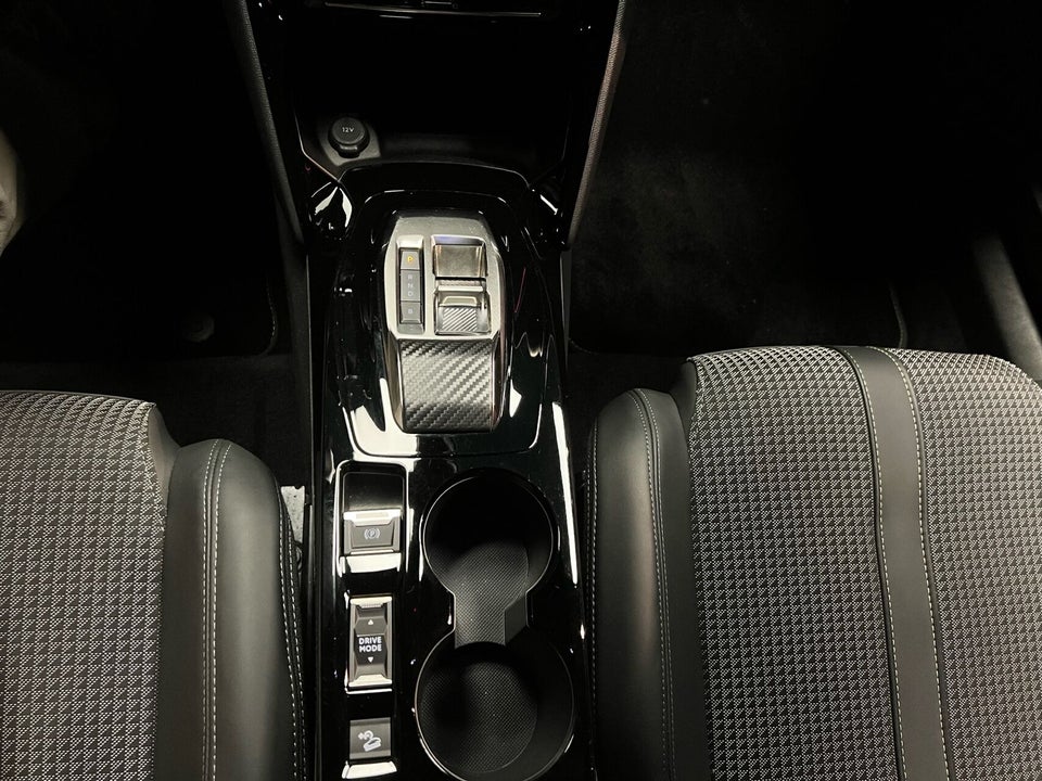 Peugeot e-2008 50 GT 5d