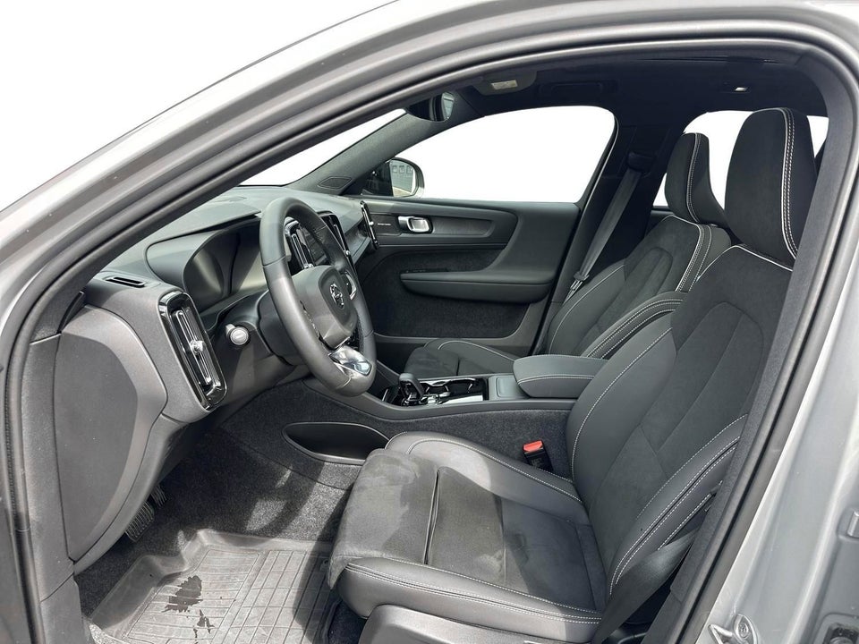 Volvo XC40 ReCharge Twin Ultimate 5d