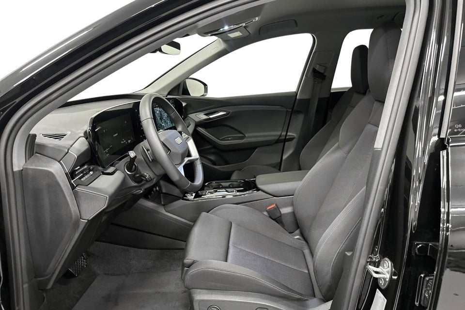 Audi Q6 e-tron Progress plus quattro 5d