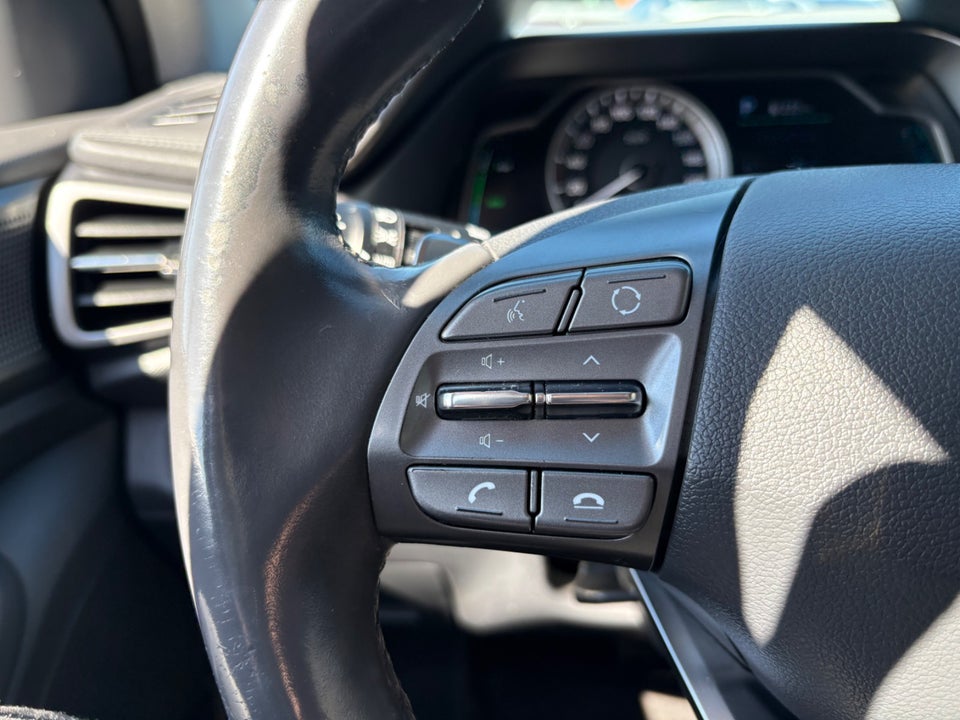 Hyundai Ioniq 1,6 PHEV Trend DCT 5d