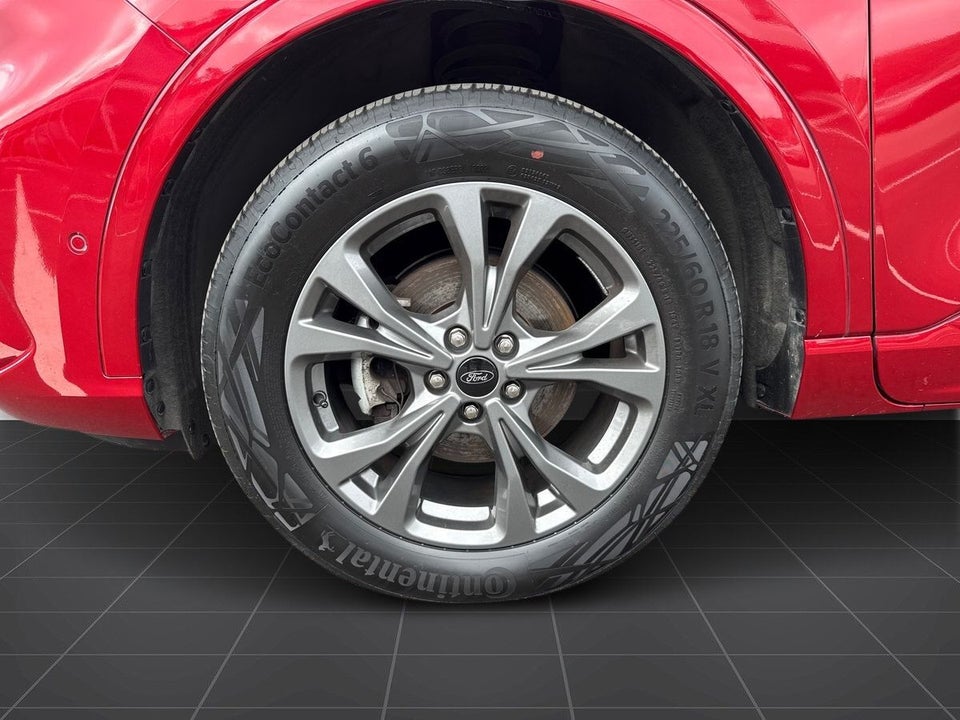 Ford Kuga 2,5 PHEV ST-Line X CVT 5d