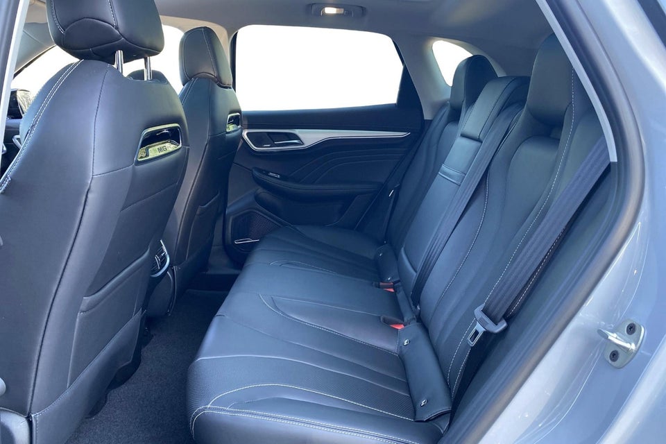 MG Marvel R Performance 5d