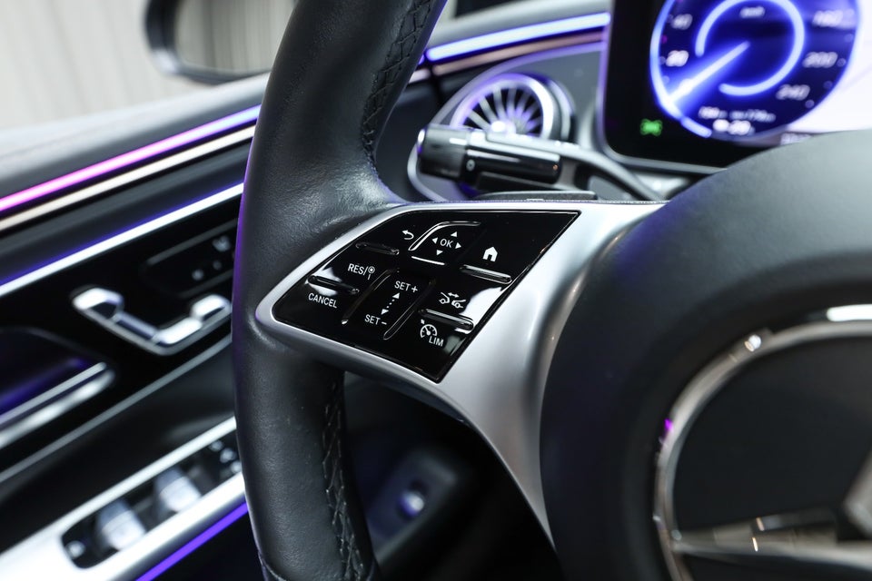 Mercedes EQE350 AMG Line Premium Plus 4d