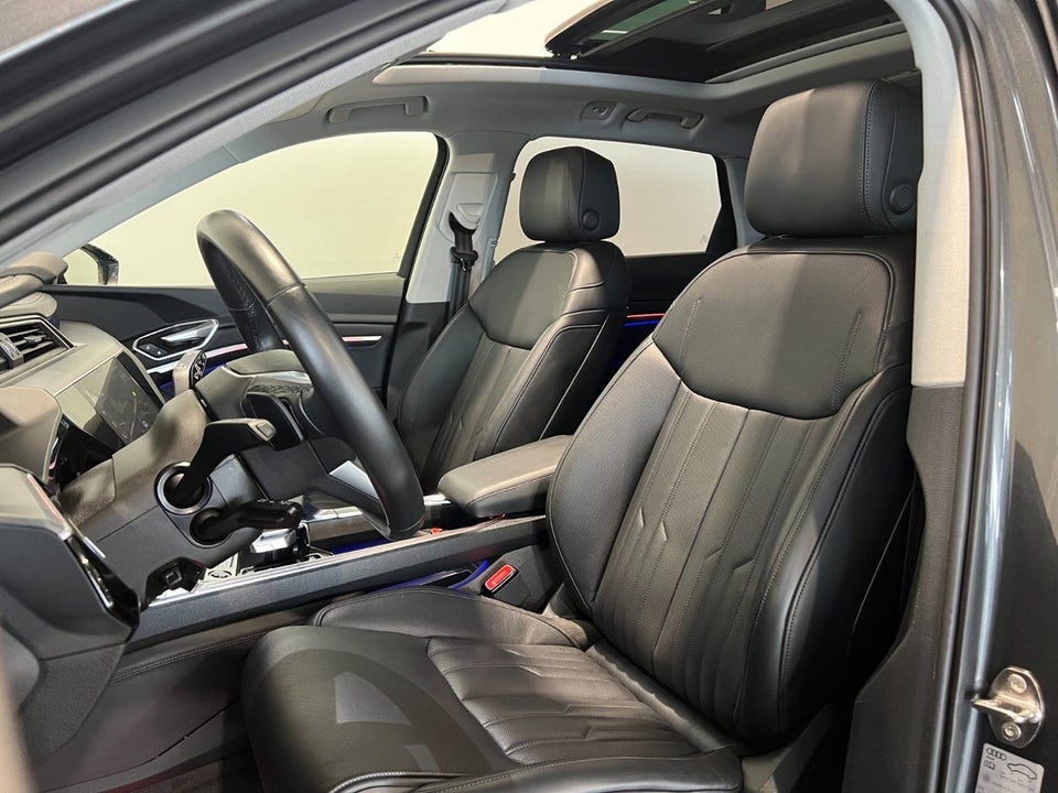 Audi e-tron 55 S-line quattro 5d