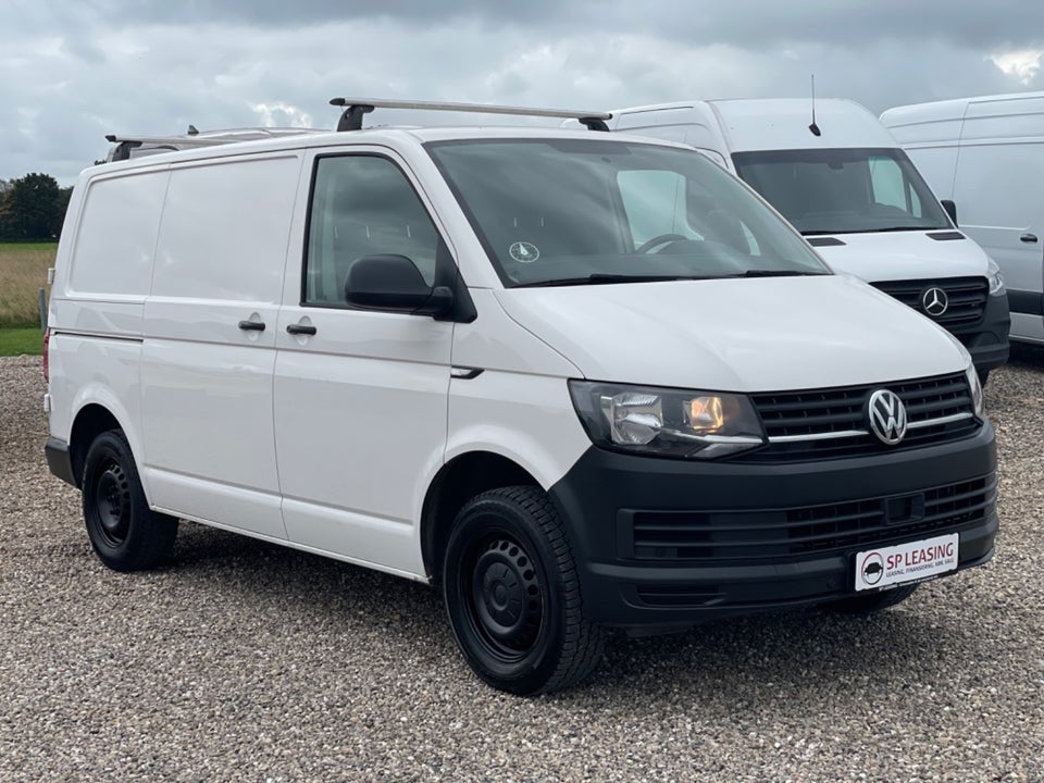 VW Transporter 2,0 TDi 150 Kassevogn DSG kort