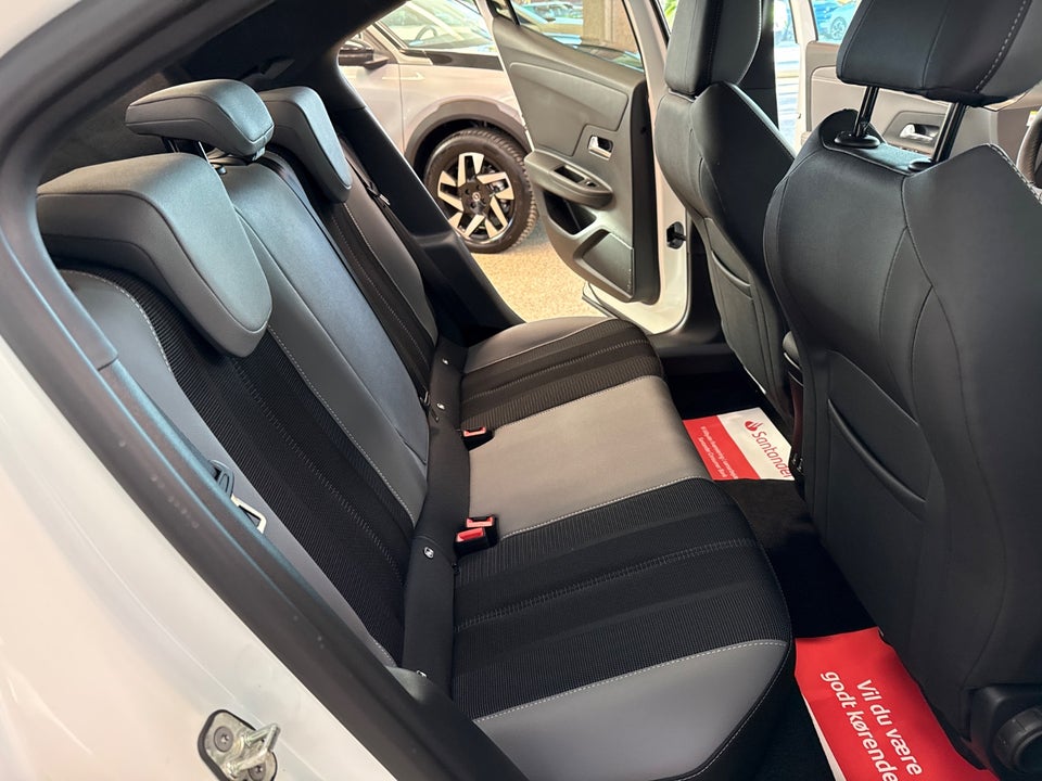 Opel Mokka-e 50 Elegance 5d