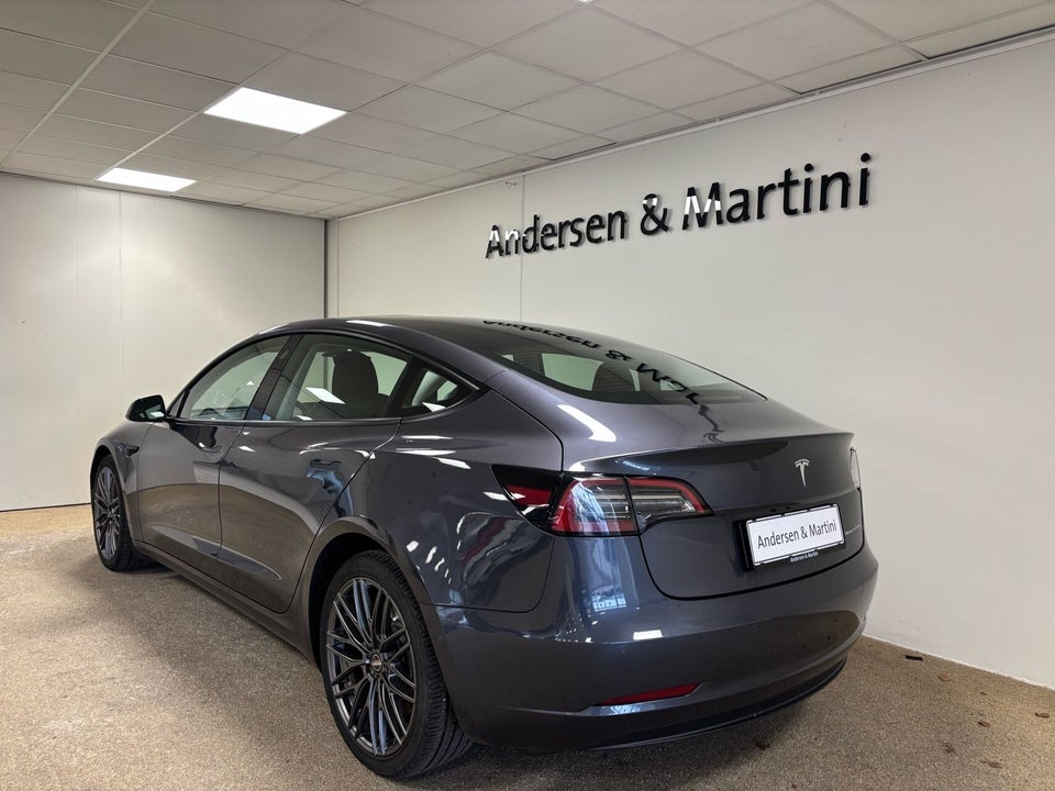 Tesla Model 3 Long Range AWD 4d