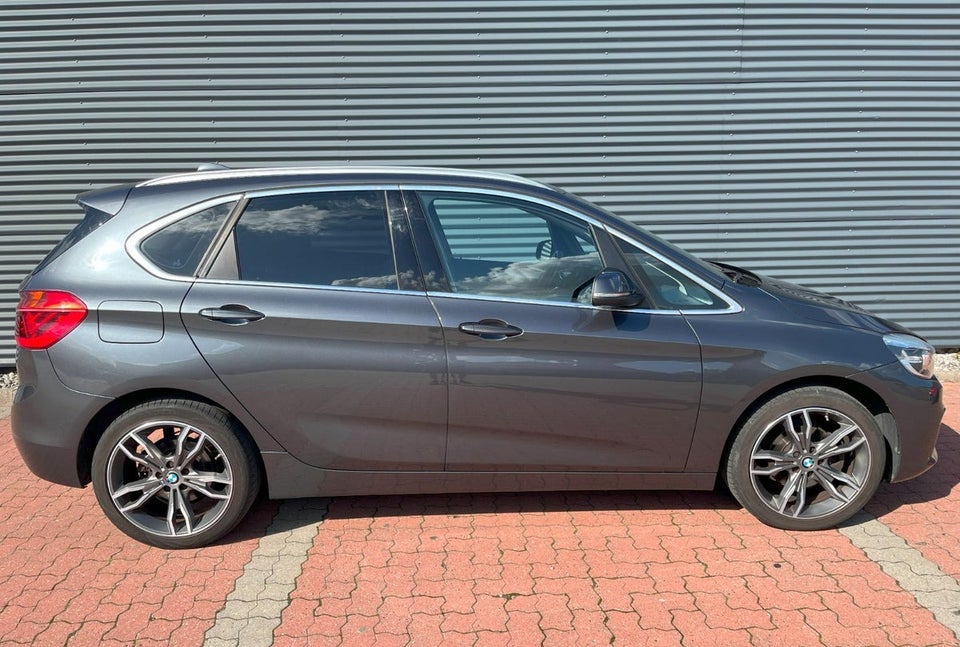 BMW 218i 1,5 Active Tourer Advantage 5d