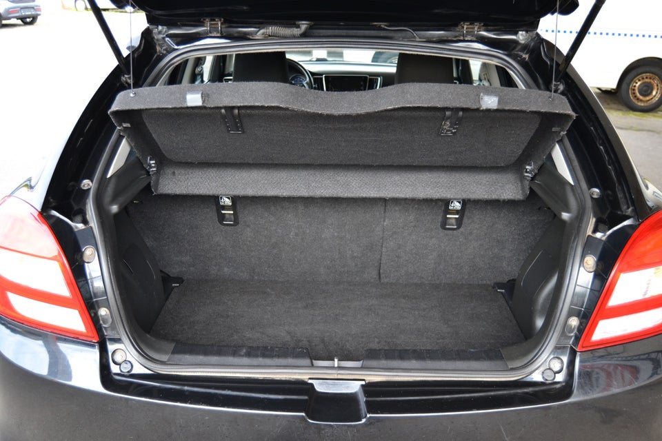 Suzuki Baleno 1,0 Boosterjet Exclusive 5d
