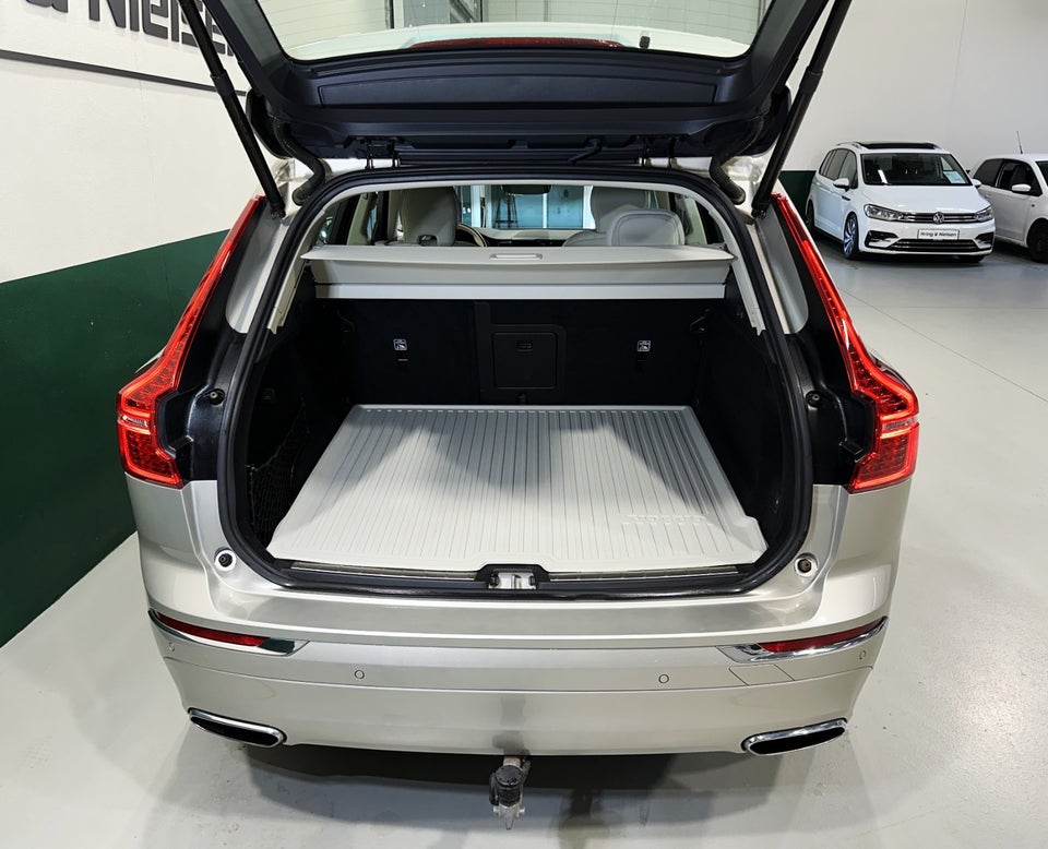 Volvo XC60 2,0 T5 250 Inscription aut. 5d