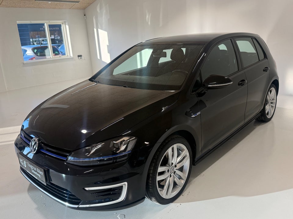 VW Golf VII 1,4 GTE DSG 5d