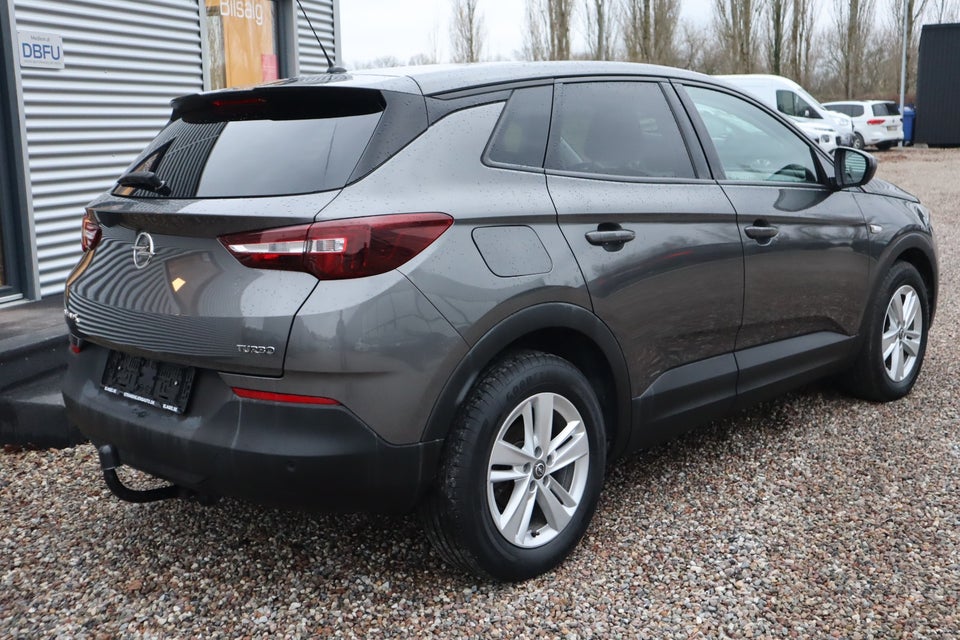 Opel Grandland X 1,2 T 130 Enjoy 5d