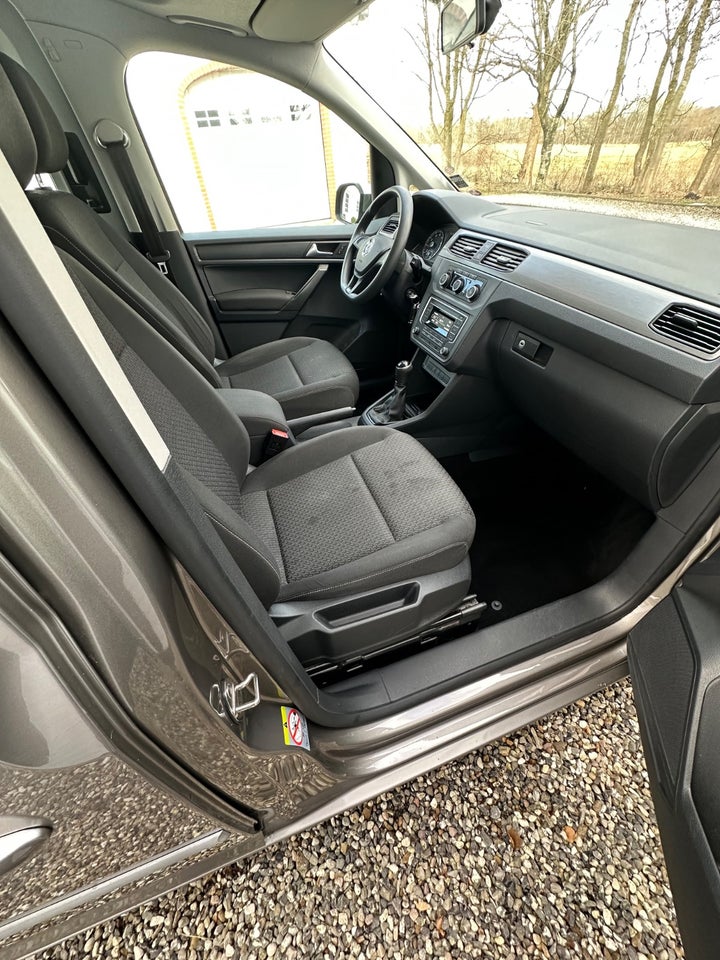 VW Caddy 1,2 TSi 84 Trendline 4d